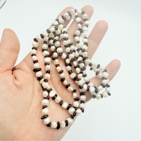 Vintage Genuine Pearls and Garnet Beaded Necklace - Picture 1 of 6